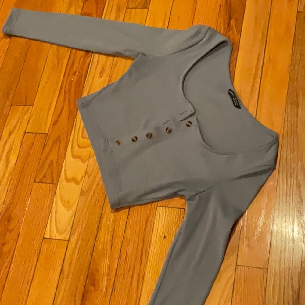 light blue Button up cropped long sleeve